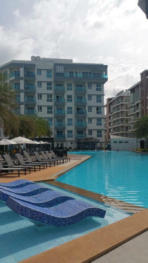 GrandBlue Condominium By Dirk Mae Phim Exterior foto
